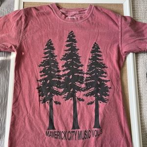 Maverick City Music tour t-shirt